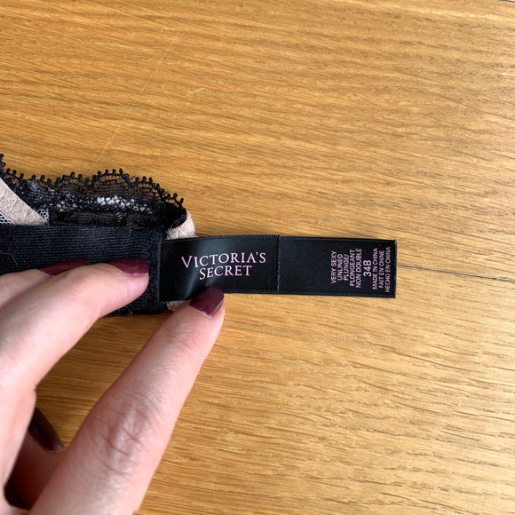 Victoria’s Secret Pretty Black Lace Demi Cup Bra - Picture 11 of 11